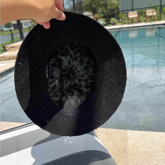 NWT Steve Madden Black Bucket Hat - Picture 2 of 5